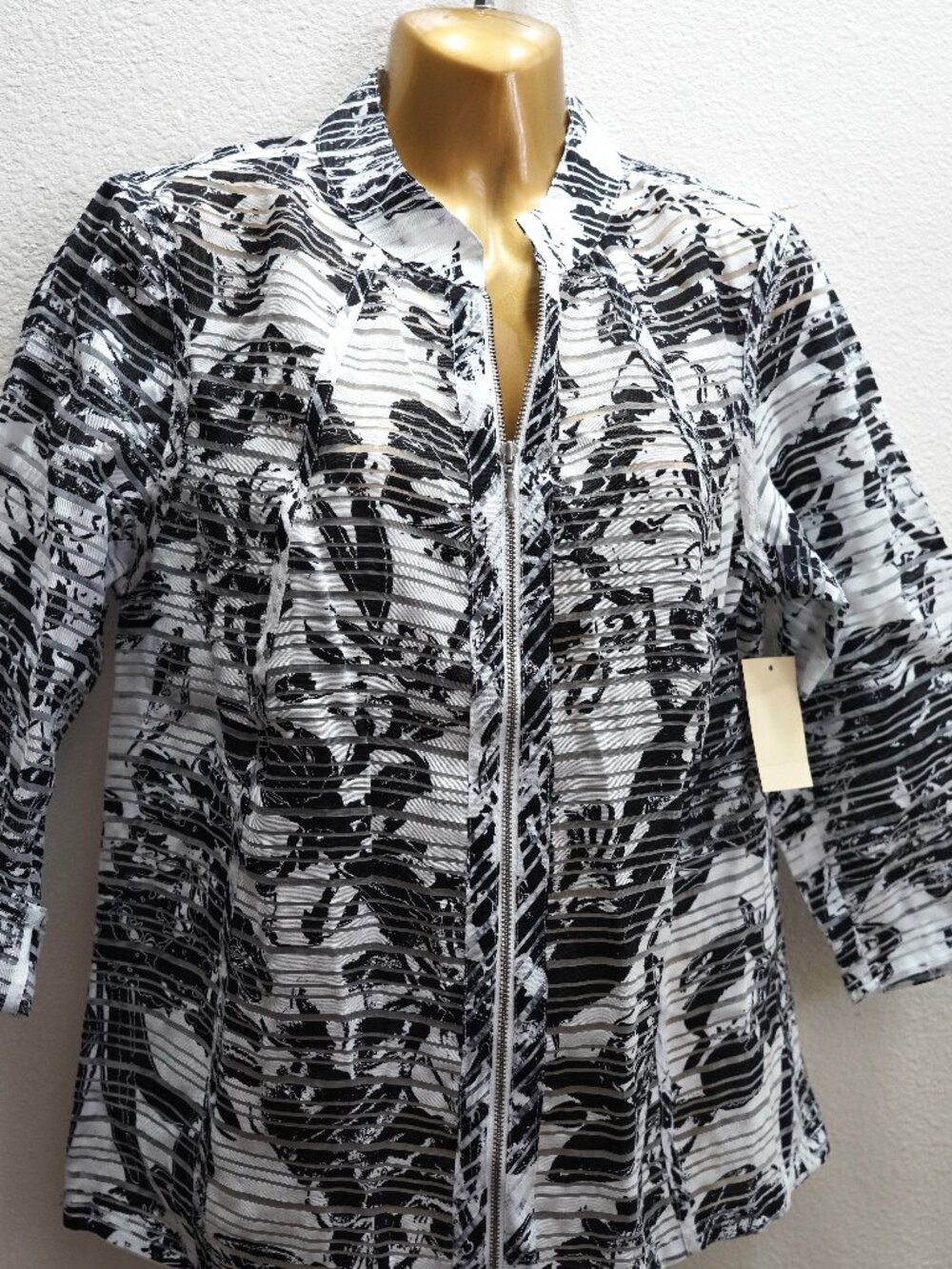Coldwater Creek Burnout Floral Printed Ribbon Zip Jacket size 8 NWTS